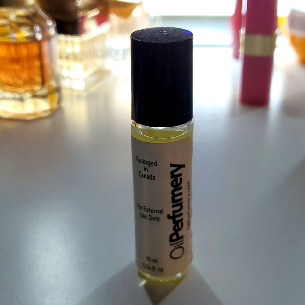 Oil Perfumery - Creed Aventus for Her Dupe